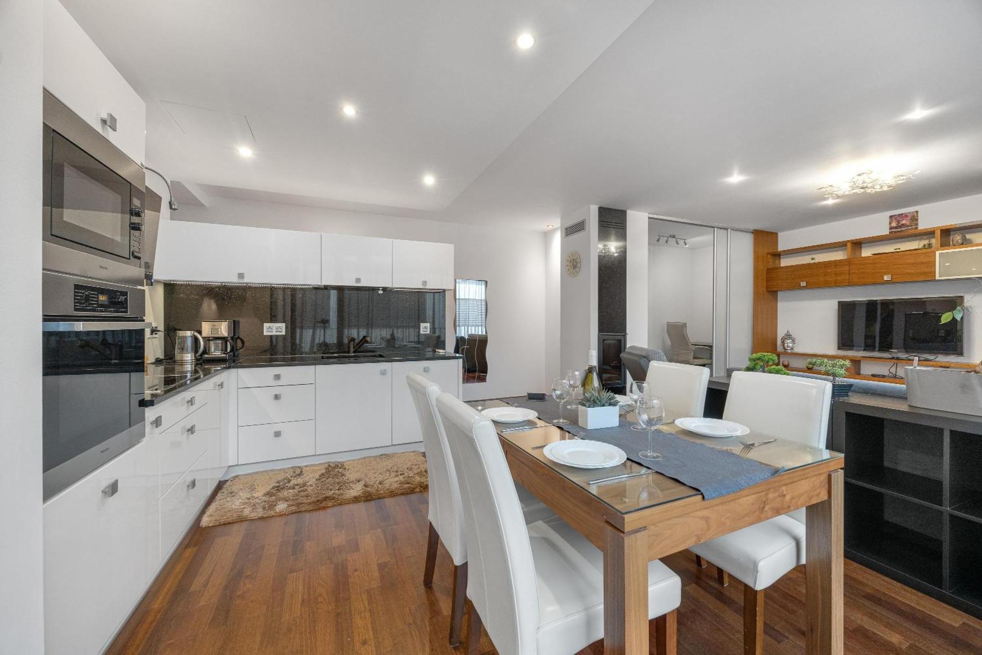 Revon Business Apartment 48 Dunajska Bratysława Zewnętrze zdjęcie